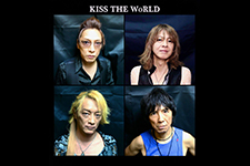 KISS THE WoRLD